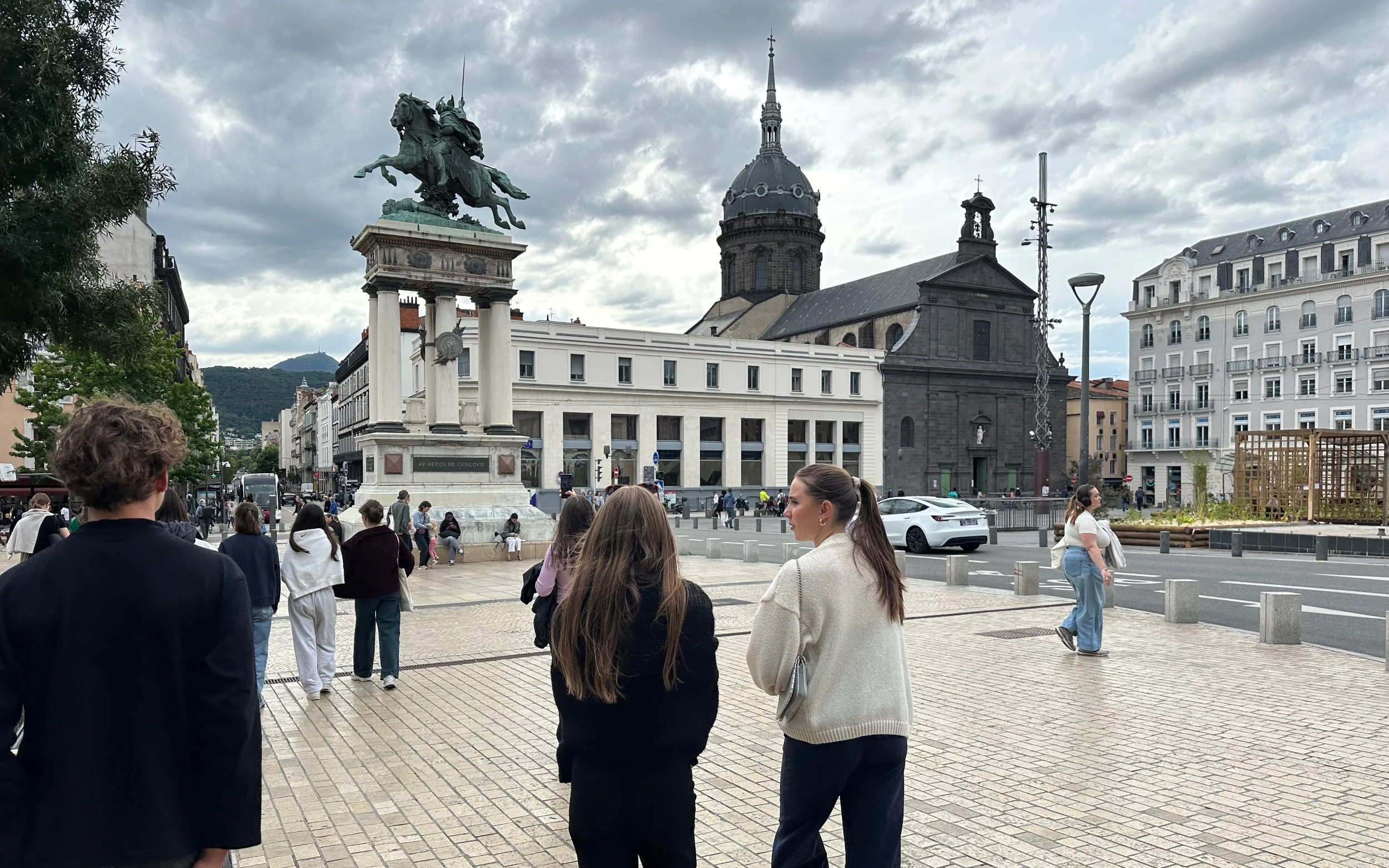 Bild 5: Exkursion Geographie LK nach Frankreich - Auvergne und Mont Blanc