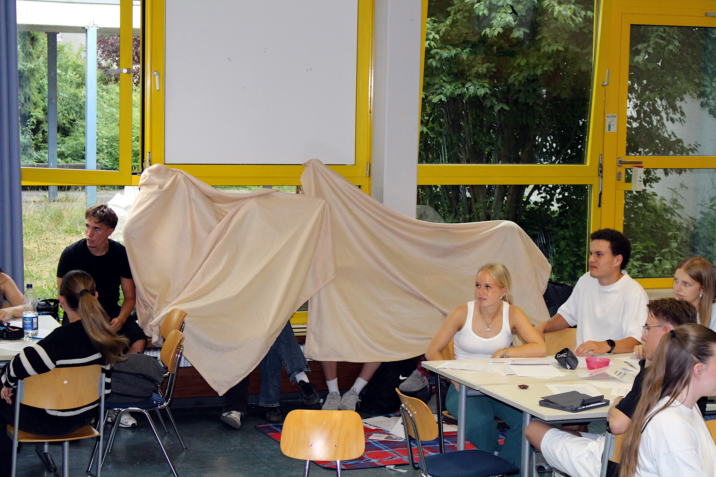 Bild 3: Klimapolitik zum Mitgestalten: Die Oberstufe arbeitet mit En-ROADS